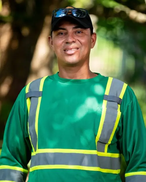 Profile photo of Juan Antunez, Journeyman Lineman at Green Hill Power Roatan